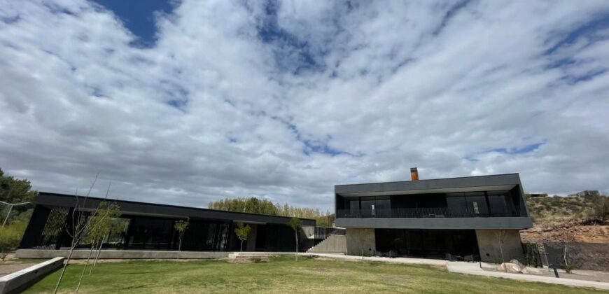 ¡CASA DE LUJO EN BARRIO AGUARIBAY! – Proyecto exclusivo – Luján de Cuyo, Chacras de Coria – Mendoza