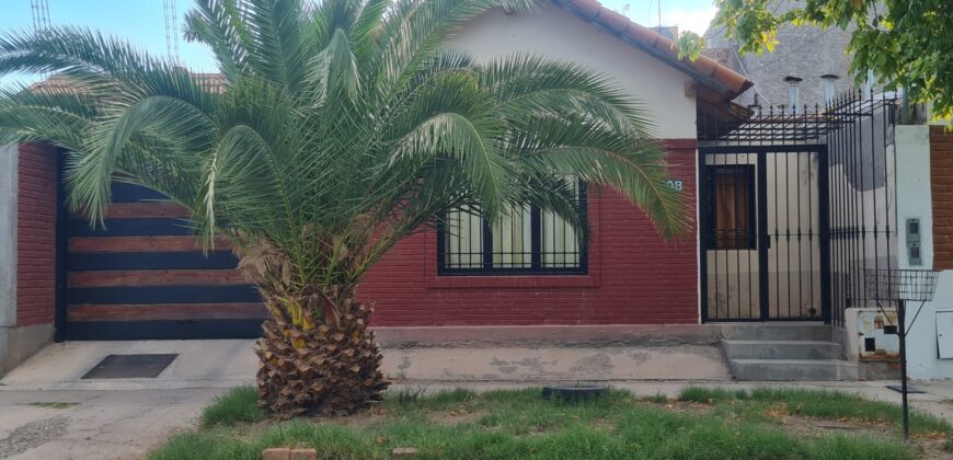 ALQUILER CASA BARRIO ALCOTAN GODOY CRUZ – MENDOZA –